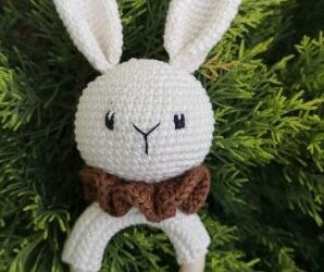 Crochet bunny rattle