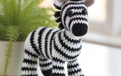 Black-and-White Amigurumi Figures