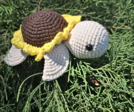 Crochet Sunflower Turtle